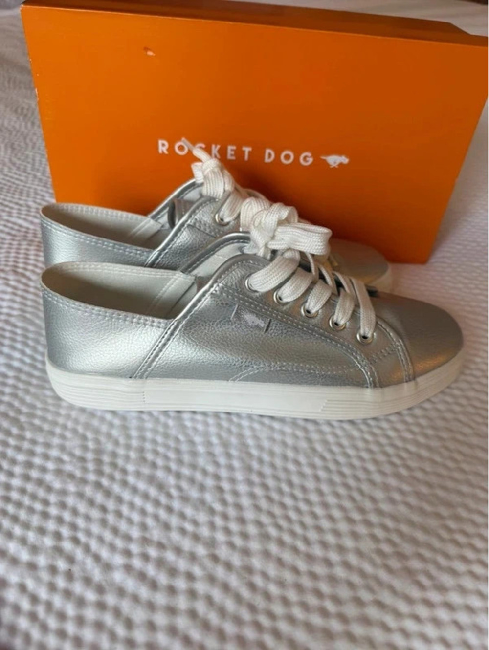 Rocket Dog Women’s Silver Zandra Sporty Sneakers